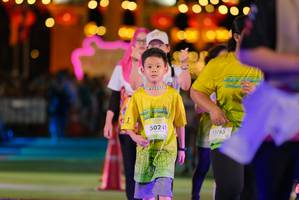 BIB: 50241, 165
                            <button type="button" onclick="openModal(21770688)" class="btn btn-primary btn-sm float-right btn-popup" data-toggle="modal" data-target=".modal-high-quality">
                        <i class="fas fa-shopping-cart"></i> Add to Cart
                    </button>
                                            <button type="button" onclick="isThisMe(21770688, true)" class="btn btn-success btn-sm float-right btn-popup btn-isme hidden" data-toggle="tooltip" data-placement="bottom" title="นี่คือรูปของคุณใช่ไหม คลิกที่นี่เพื่อเอาเข้าอัลบั้ม">
                        <i class="fas fa-plus"></i> Add to album
                    </button>
                    <button type="button" onclick="isThisMe(21770688, false)" class="btn btn-warning btn-sm float-right btn-popup btn-isnotme hidden">
                        <i class="fas fa-ban"></i> Remove from album
                    </button>